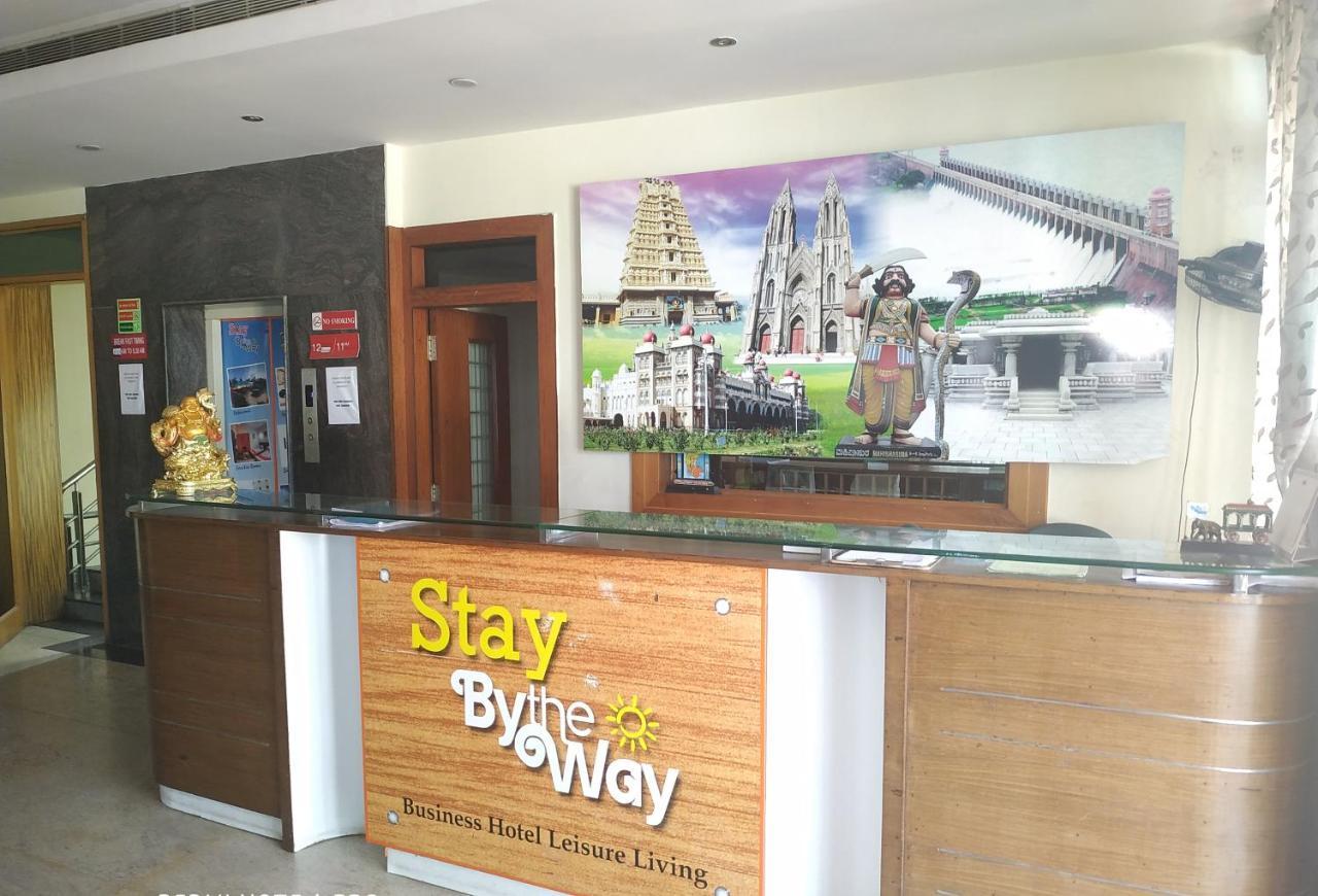 Hotel Stay By The Way Mysore Exterior foto